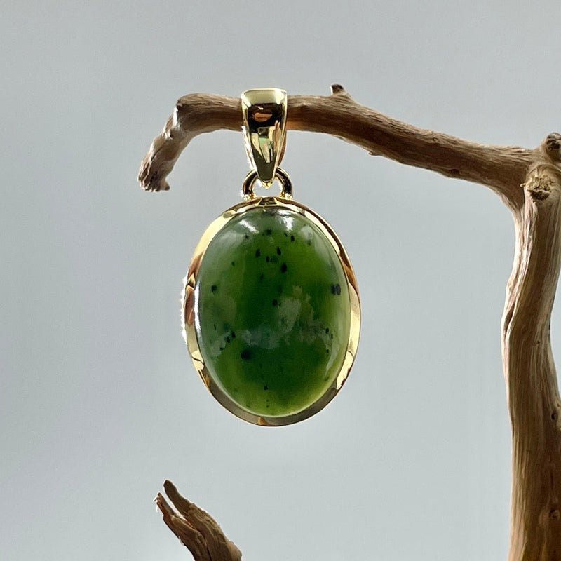 Mystical Nephrite Jade Pendant | 14k Vermeil Gold | Canada-Nature's Treasures
