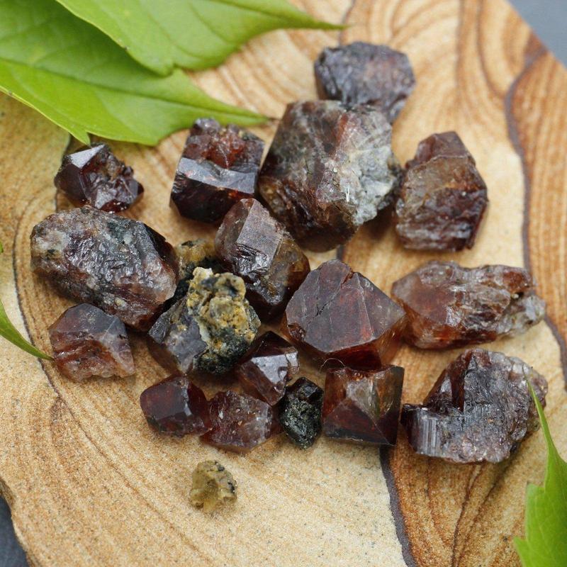 Natural Raw Red Zircon Specimens || 20 Gram Pack || Enlightenment, Mental Healing || Skerdo, Pakistan-Nature's Treasures