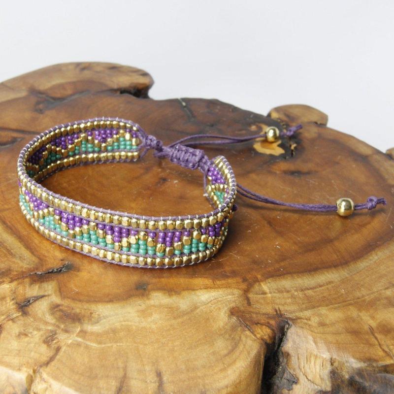 Purple and Green Zig Zag Beaded Bracelet