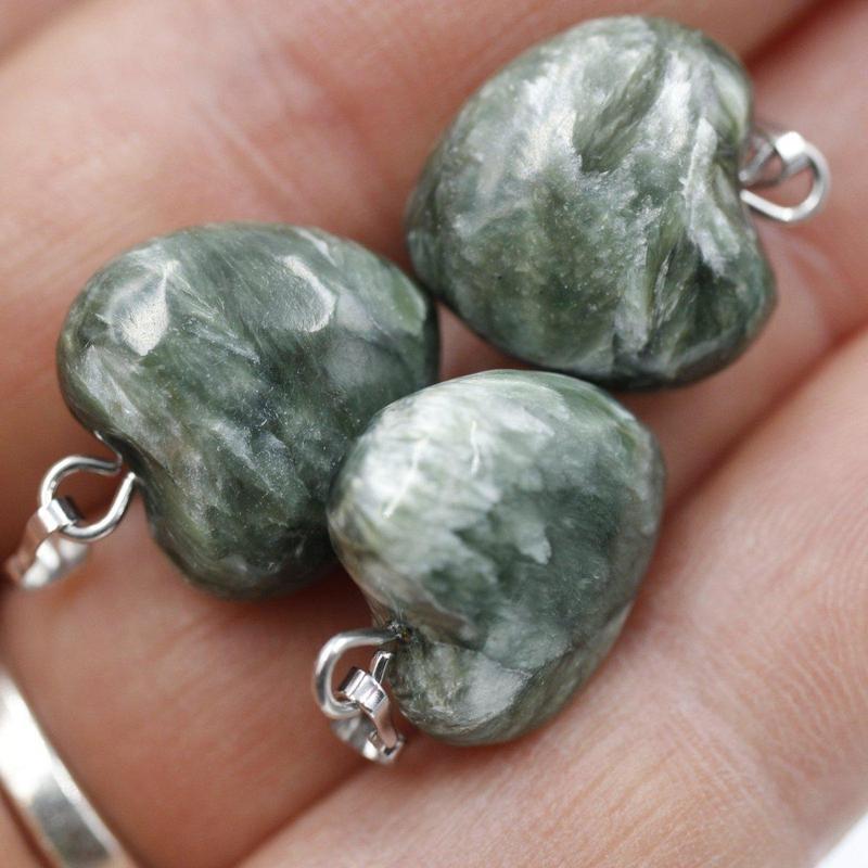 Seraphinite Heart Pendant Lake Baikal, Siberia || .925 Sterling Silver-Nature's Treasures