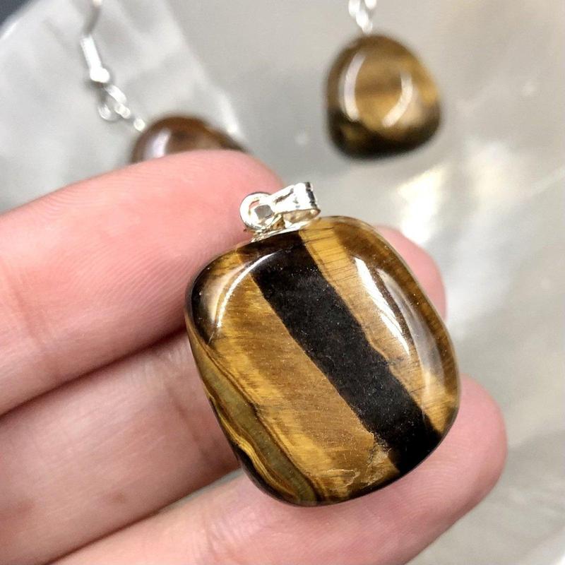 Tiger's Eye Tumble Stone Jewelry Set || Pendant & Earrings-Nature's Treasures