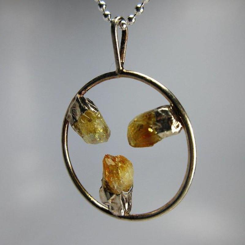 Tri-point Citrine Circle Silver Plated Pendant-Nature's Treasures
