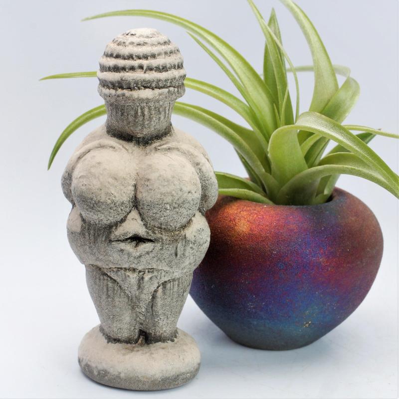 Venus of Willendorf Gypsum Cement Figurine-Nature's Treasures