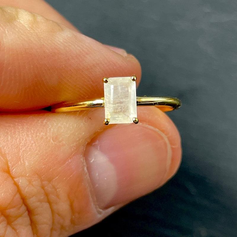 Winter Solstice Blue Flash Moonstone Ring ||14K Vermeil Yellow Gold || Sri Lanka-Nature's Treasures