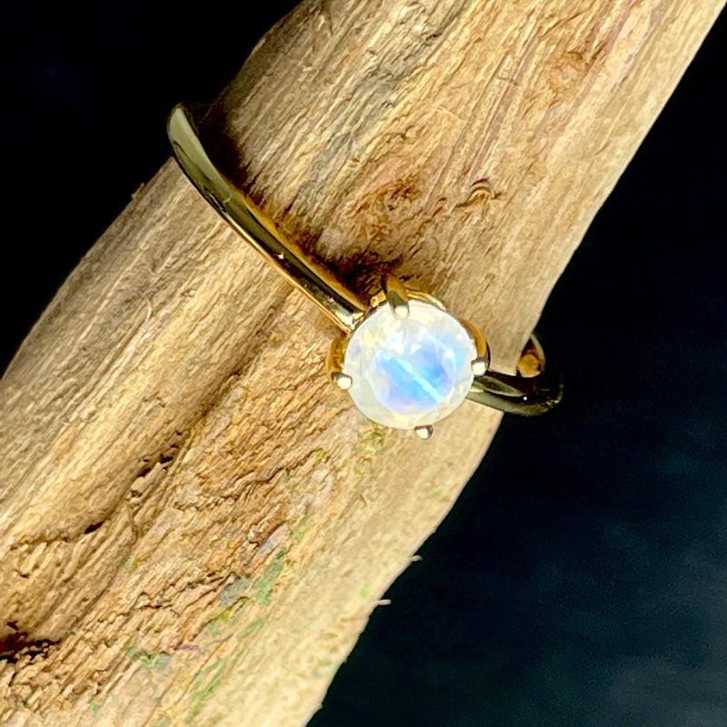 Winter Solstice Blue Flash Moonstone Ring ||14K Vermeil Yellow Gold || Sri Lanka-Nature's Treasures