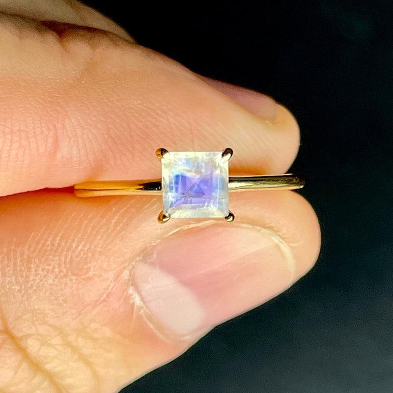 Winter Solstice Blue Flash Moonstone Ring ||14K Vermeil Yellow Gold || Sri Lanka-Nature's Treasures