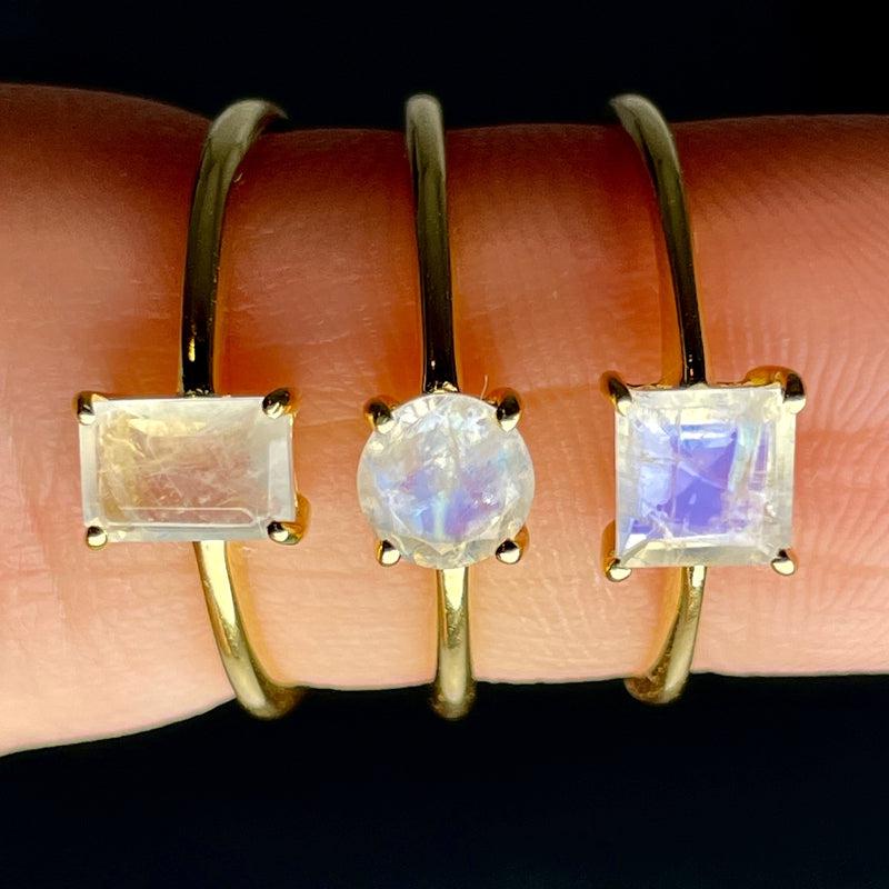 Winter Solstice Blue Flash Moonstone Ring ||14K Vermeil Yellow Gold || Sri Lanka-Nature's Treasures